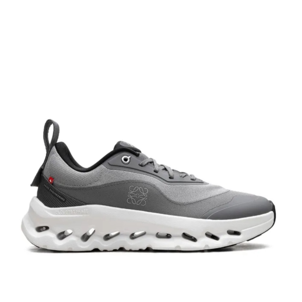 On x Loewe Cloudtilt 2.0 sneakers